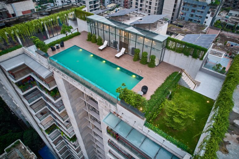 AdobeStock_1711915720