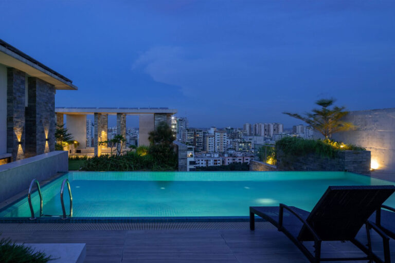 AdobeStock_1705013016-scaled